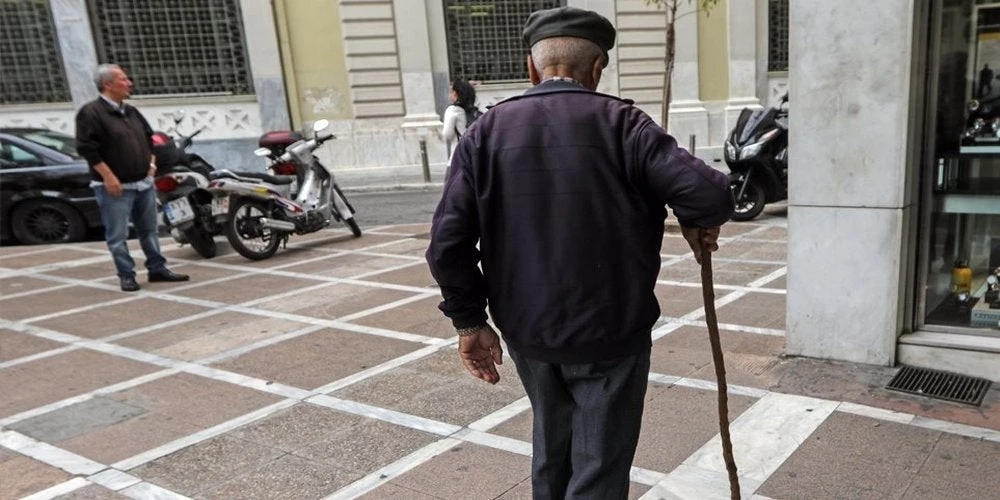 Bloomberg: Μεταναστεύουν στη γειτονική Βουλγαρία οι Έλληνες συνταξιούχοι για να ζήσουν αξιοπρεπώς